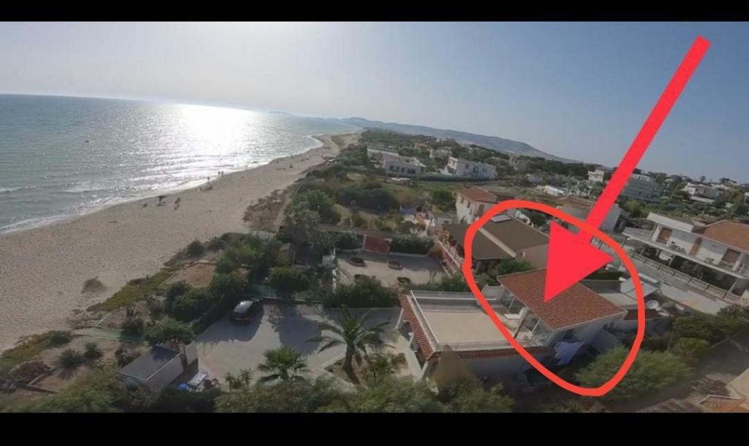Villetta Sullo Scoglio Gela Kültér fotó