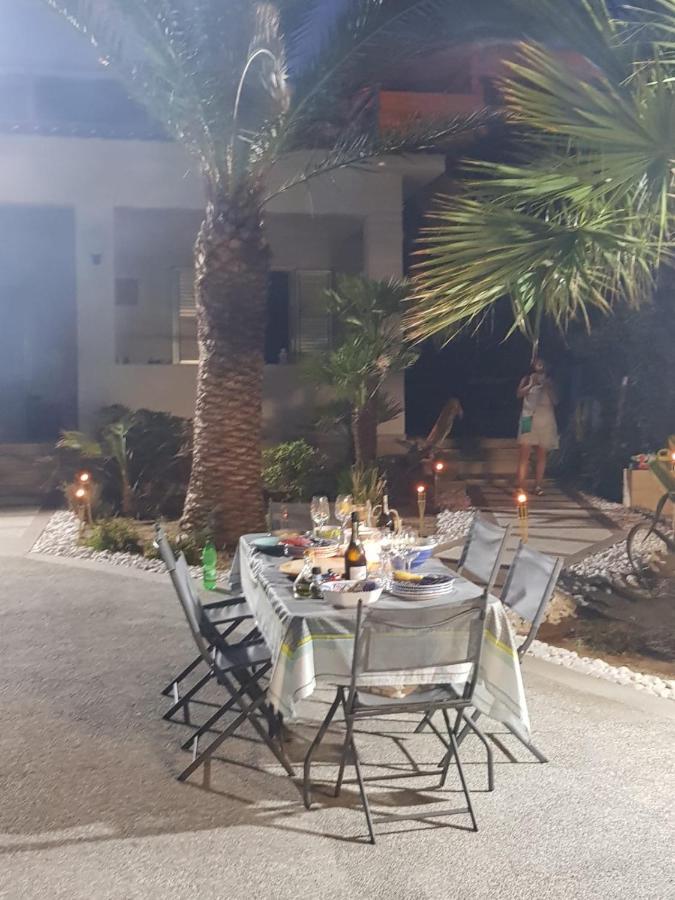 Villetta Sullo Scoglio Gela Kültér fotó