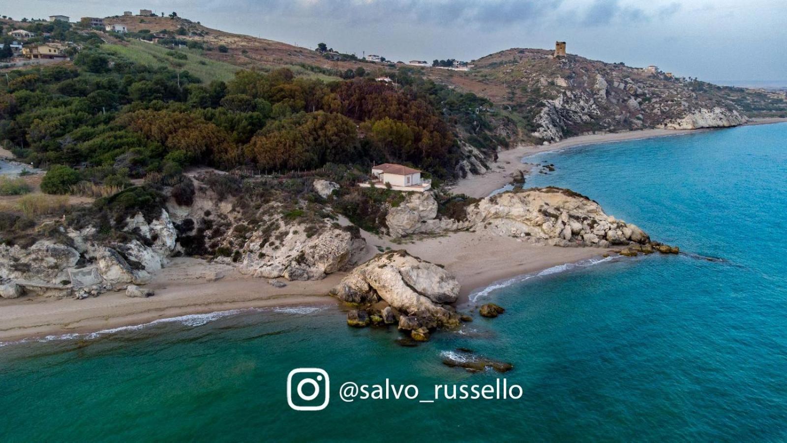 Villetta Sullo Scoglio Gela Kültér fotó